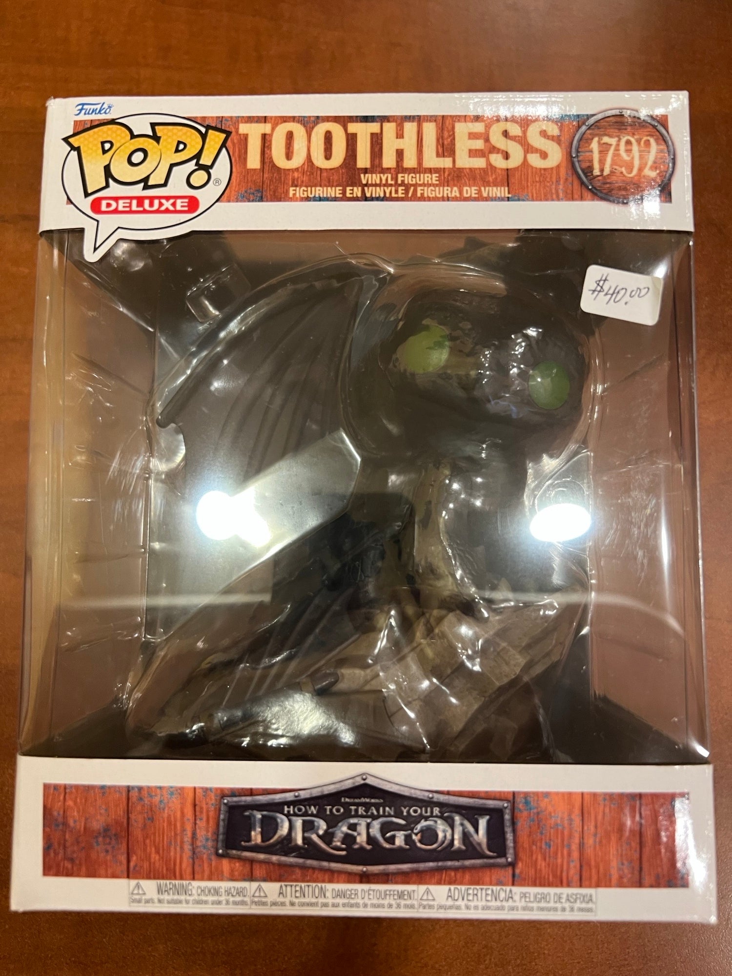 Funko POP Deluxe Toothless #1792 - How to Train Your Dragon (box damage-see pictures)