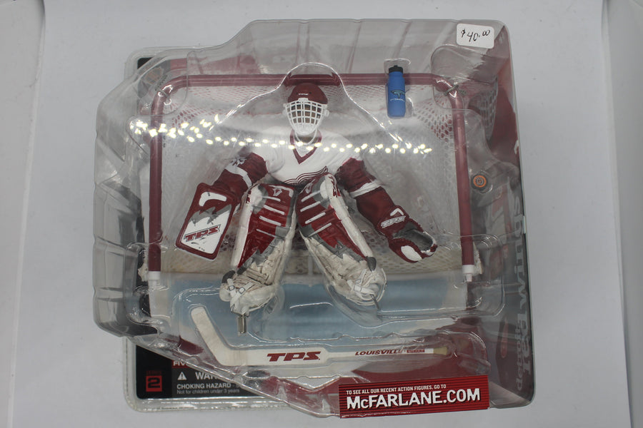 Dominik Hasek McFarlane NHL 2 - Variant - Detroit Red Wings