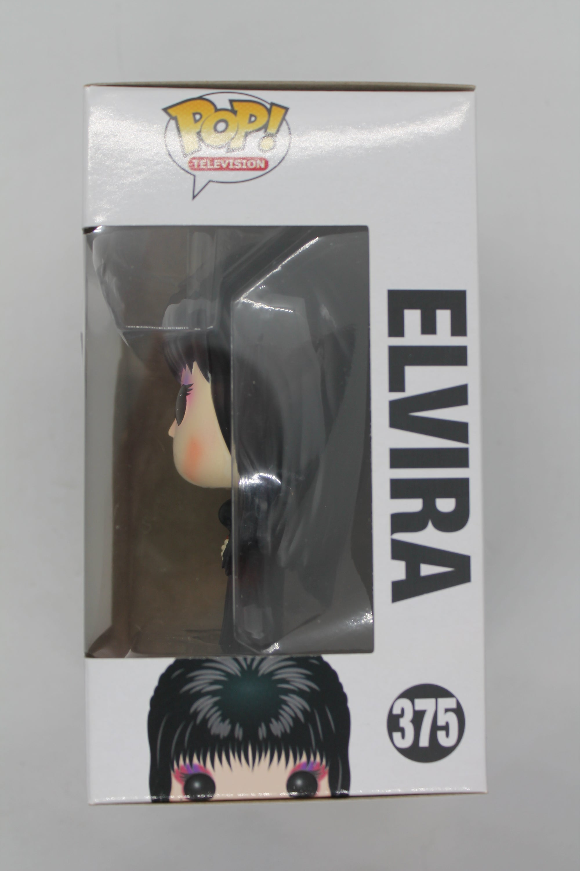 Funko POP Elvira #375 - Mistress of the Dark - damaged (see pictures)