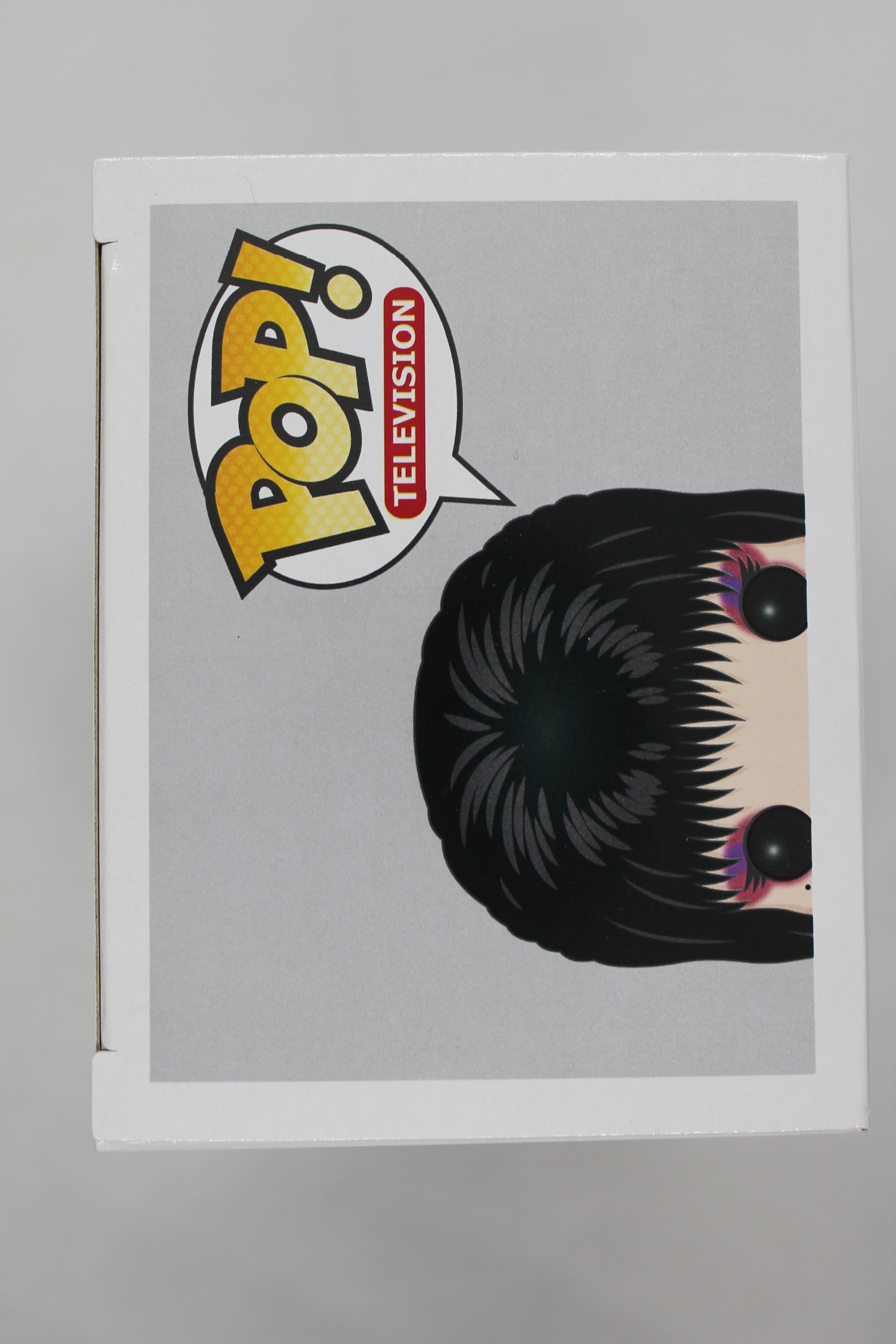 Funko POP Elvira #375 - Mistress of the Dark - damaged (see pictures)