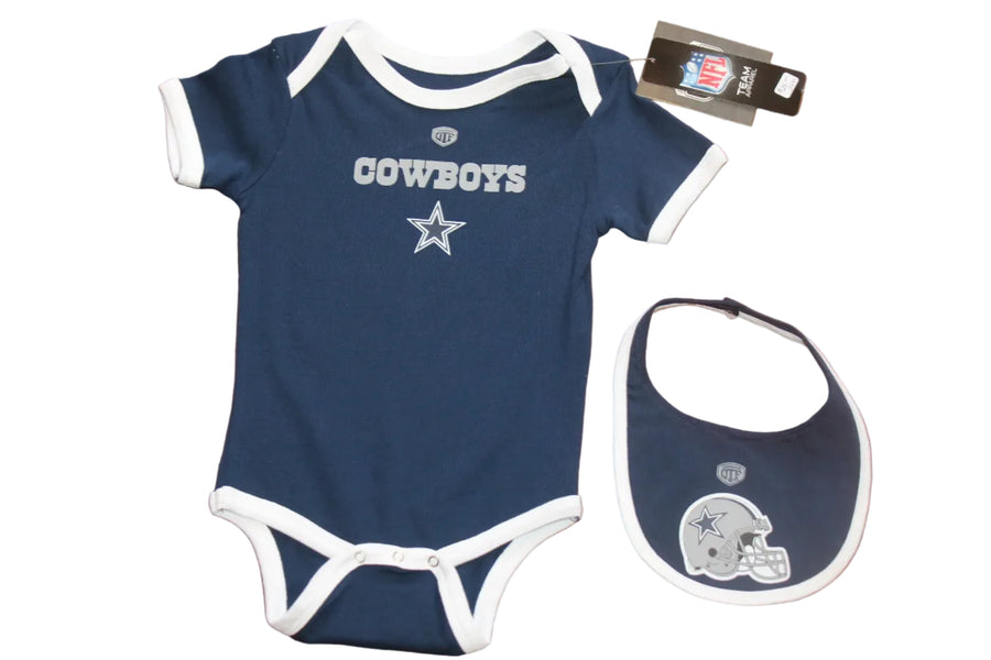 NFL Dallas Cowboys Old Time Football Infant Bodysuit & Bib Set