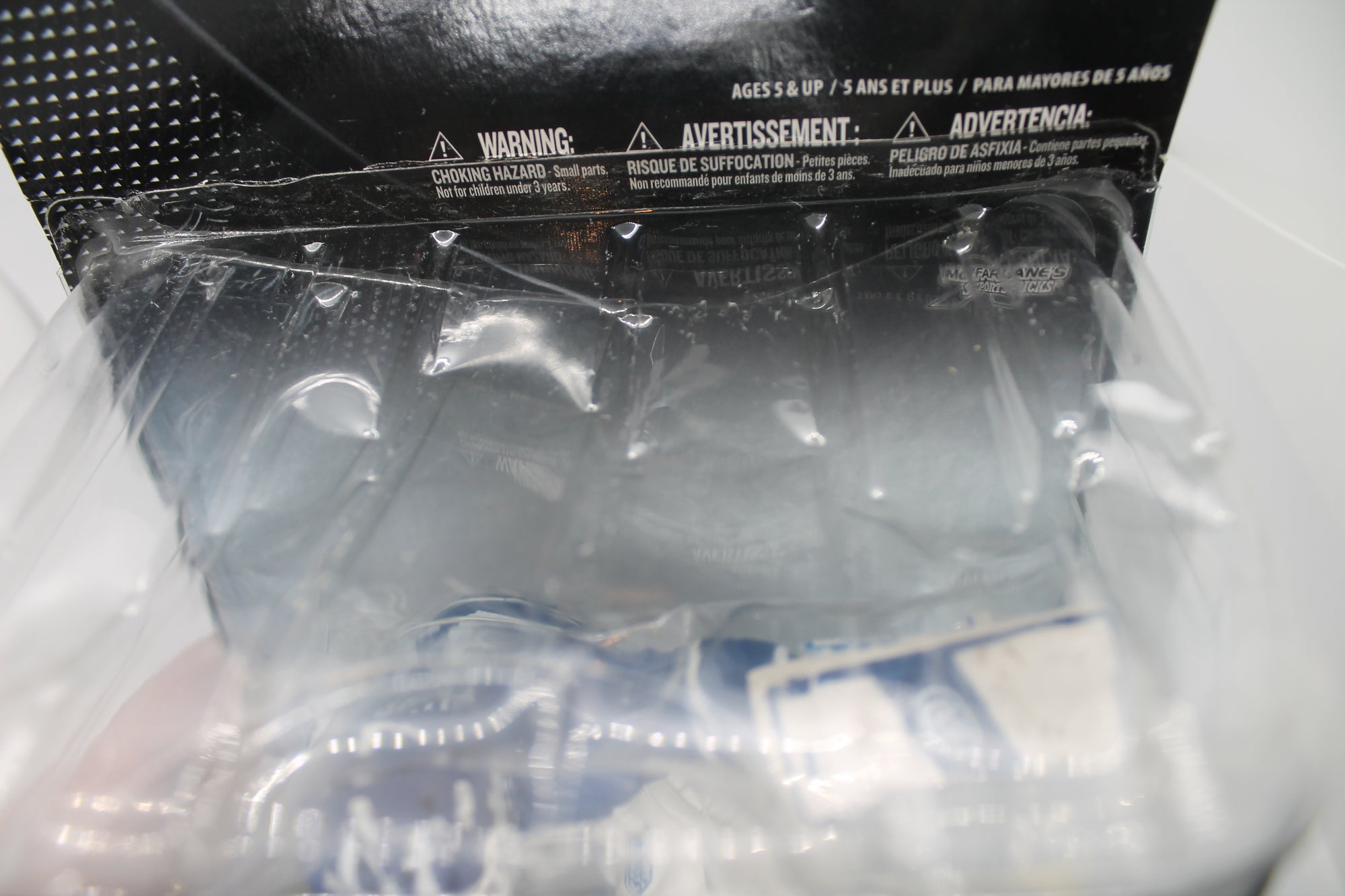 McFarlane Grant Fuhr NHL 19 6" Action Figure - Toronto Maple Leaf - Some damage to packaging