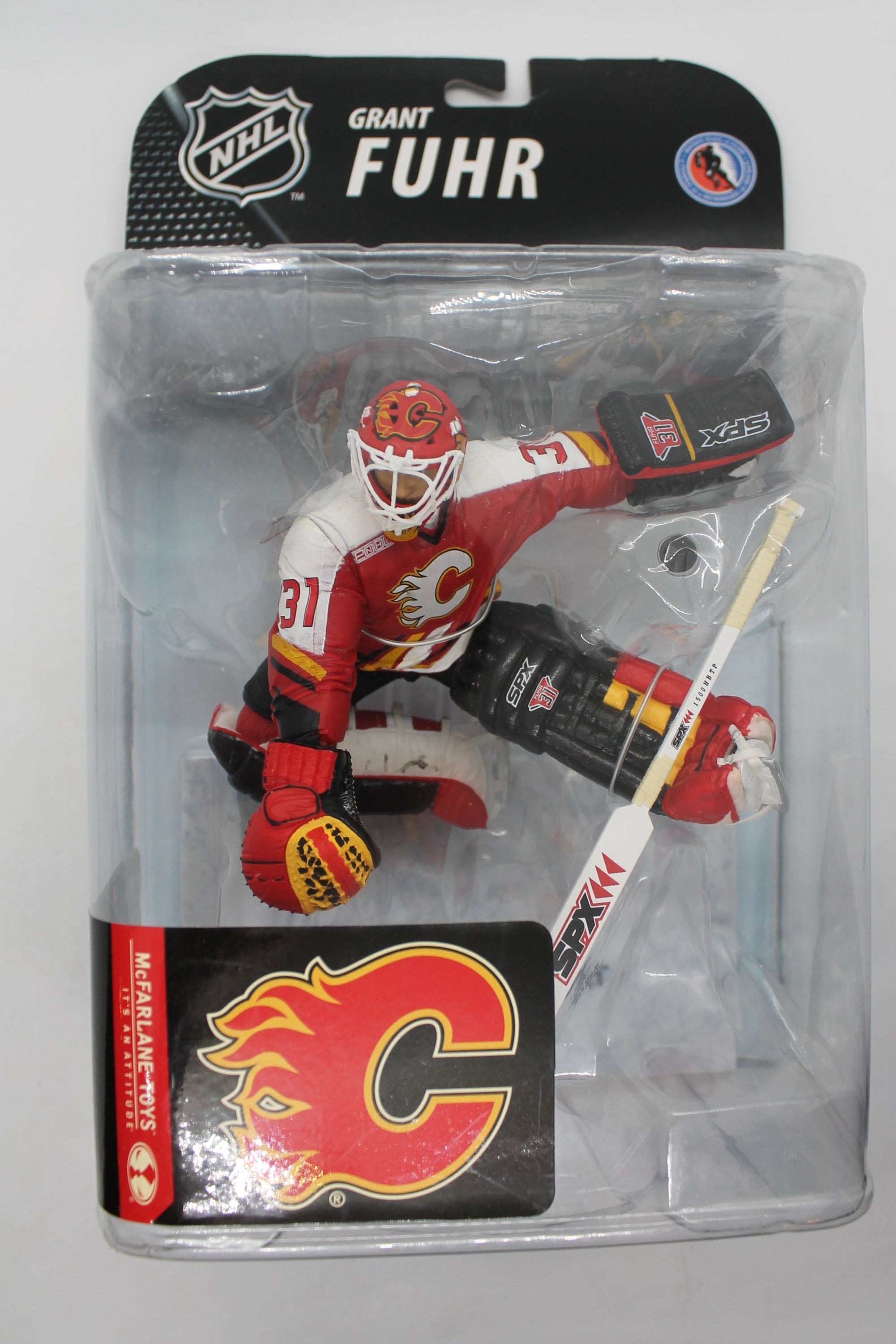 McFarlane Grant Fuhr NHL 19 6" Action Figure - Calgary Flames - creased cardboard