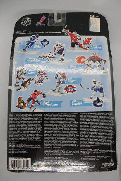 Alexander Ovechkin McFarlane - NHL Series 22 - Washington Capitals - small crease in cardboard