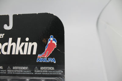 Alexander Ovechkin McFarlane - NHL Series 22 - Washington Capitals - small crease in cardboard