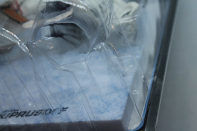 Miikka Kiprusoff McFarlane Series 22 - Calgary Flames (2009) - slight clamshell damage