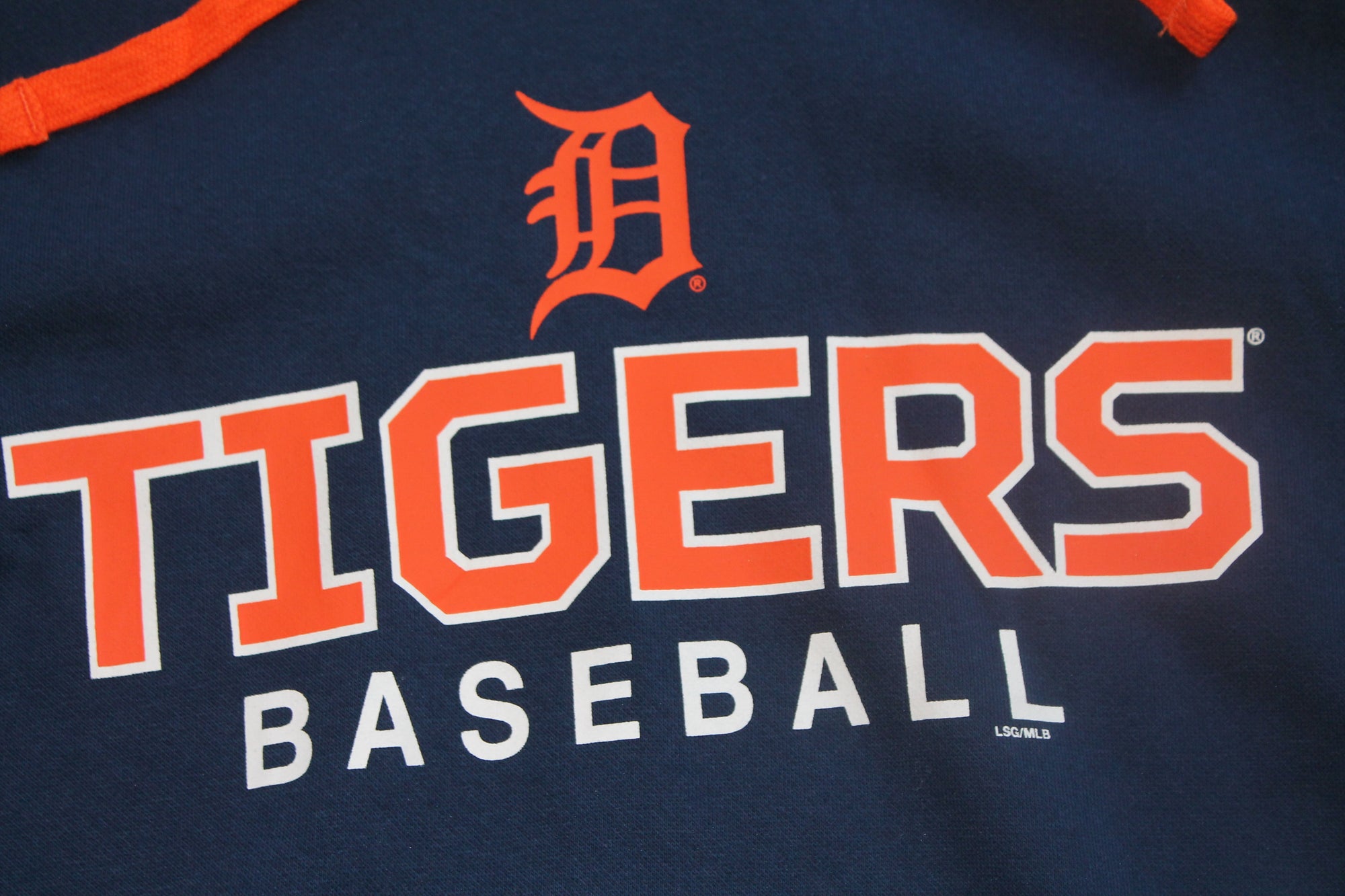 MLB Detroit Tigers Men's Hoodie - Medium