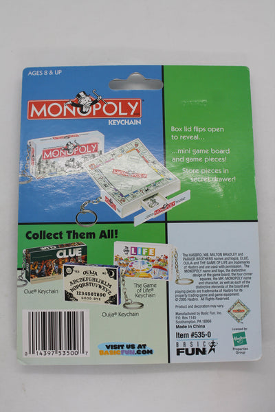 Hasbro - Monopoly Keychain with real mini Game Box, Board and Pieces!