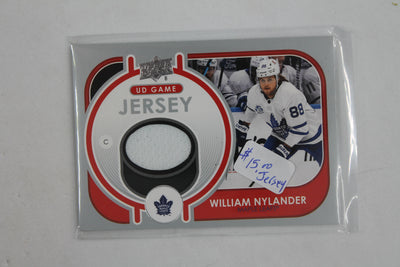 William Nylander 2021-22 Upper Deck Game Jersey Card - White