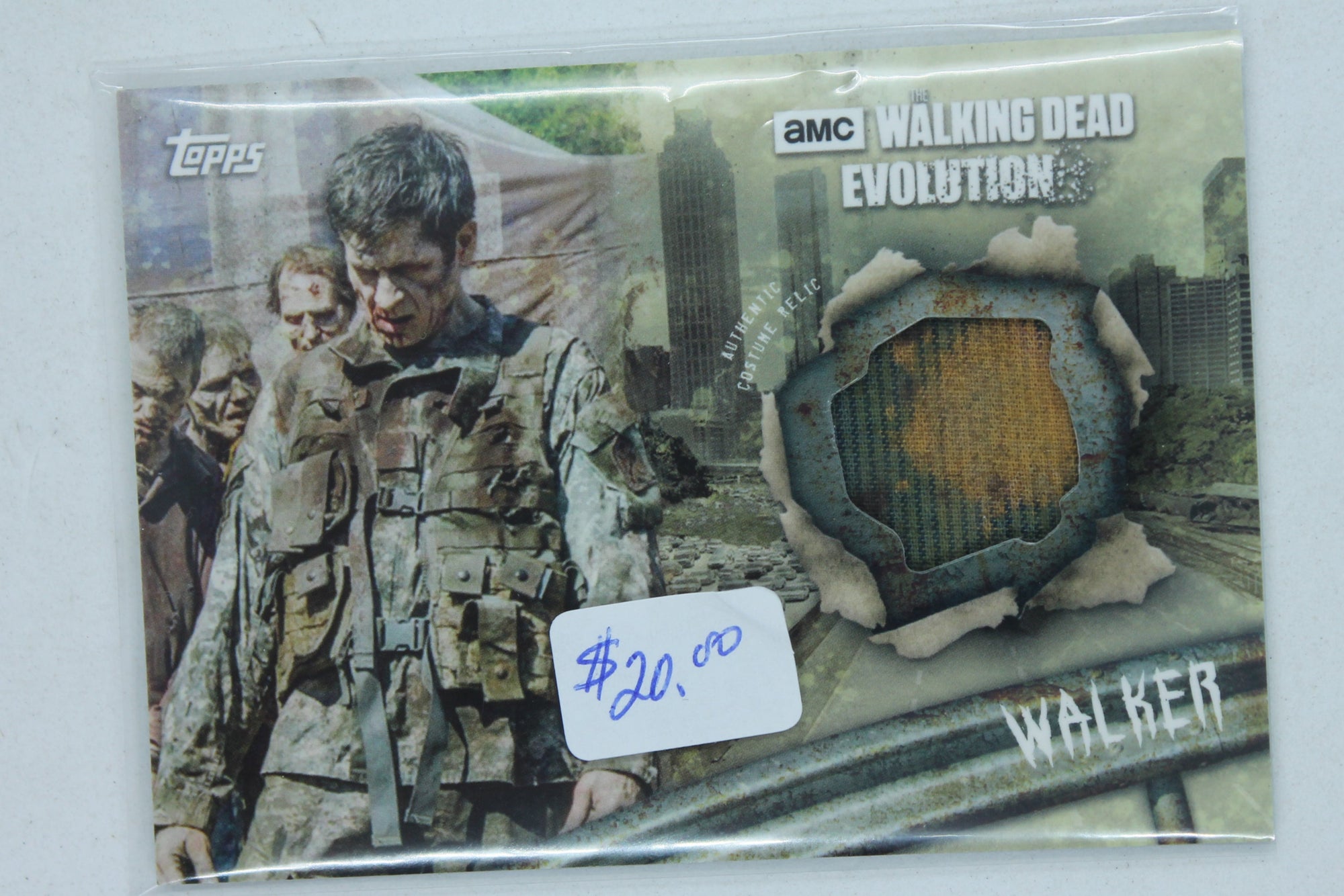 Walker 2017 Topps The Walking Dead Evolution - Relic Cards #R-W4