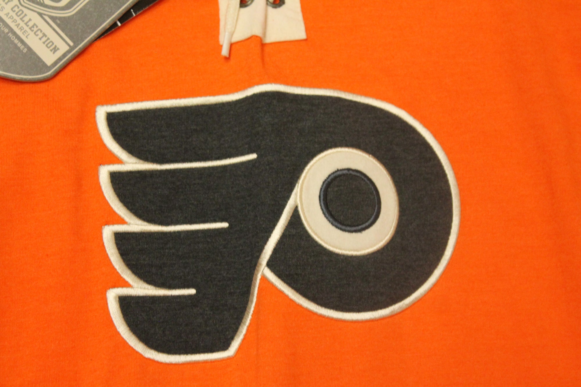 NHL Philadelphia Flyers Men's Old Time Hockey Longsleeve Pullover - XLarge