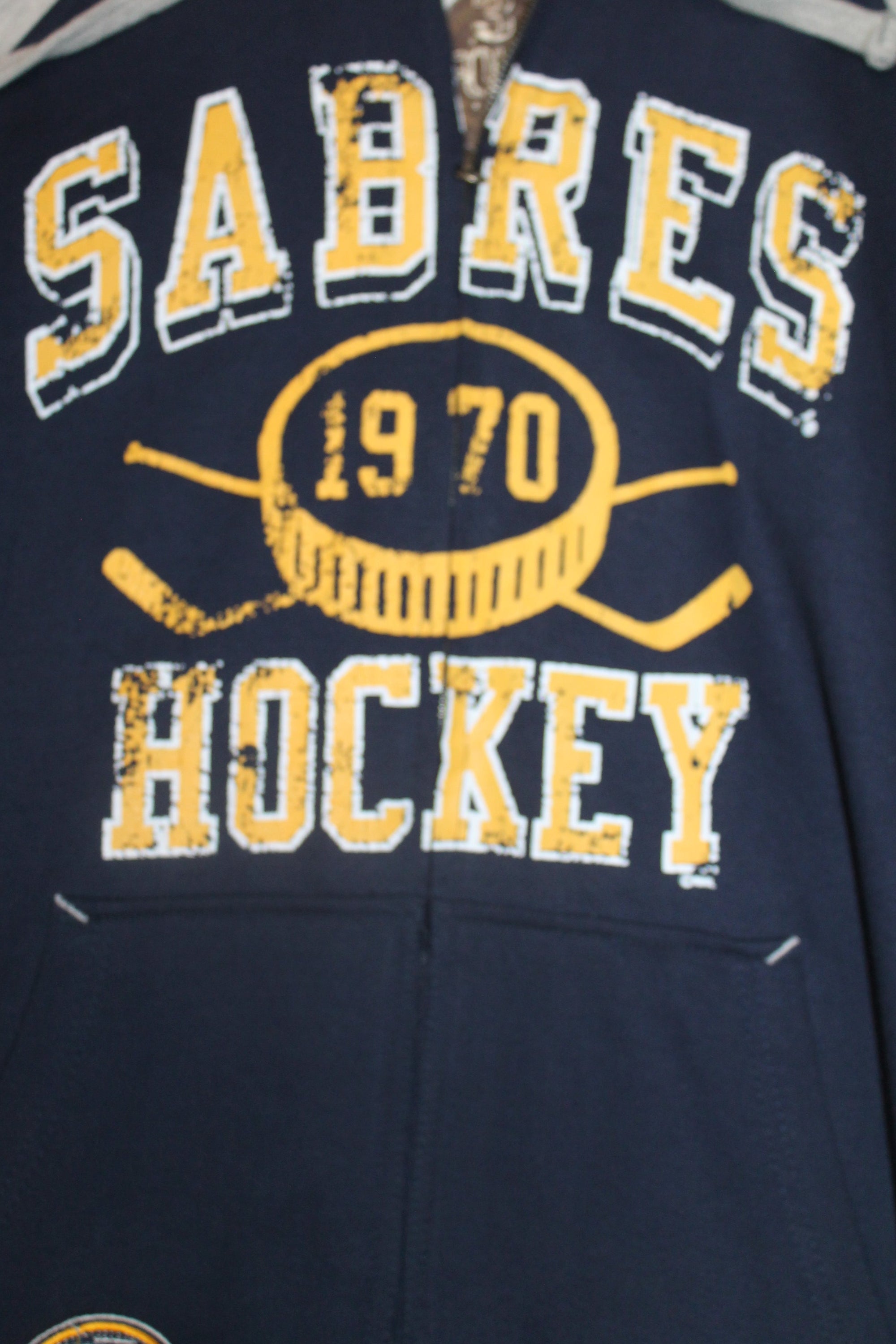 NHL Buffalo Sabres Men's G-III Sports Zip-Up Hoodie - L