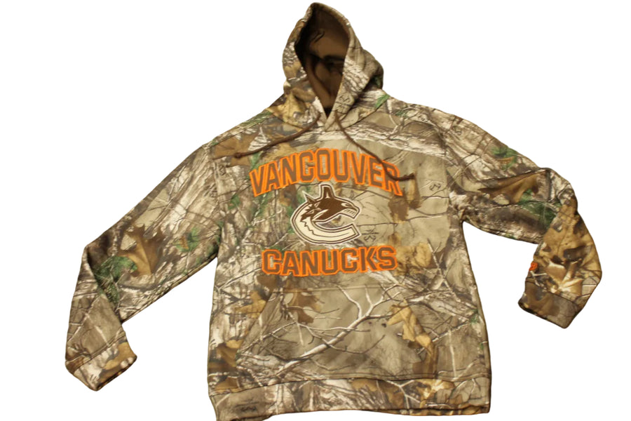 NHL Vancouver Canucks Men's Parot Realtree Fleece OTH Camo Hoodie