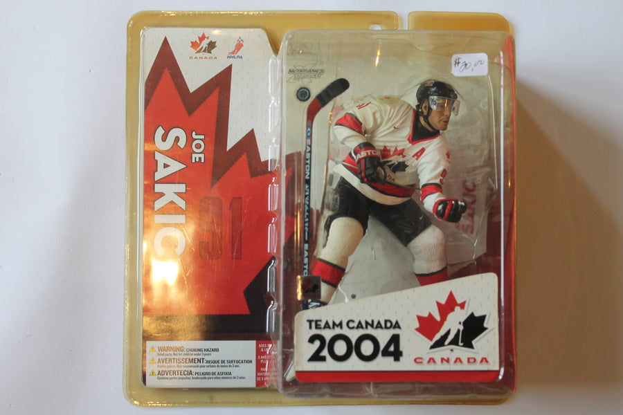 McFarlane Team Canada 2004 Joe Sakic 6" Action Figure 2005 - Yellowed Clamshell