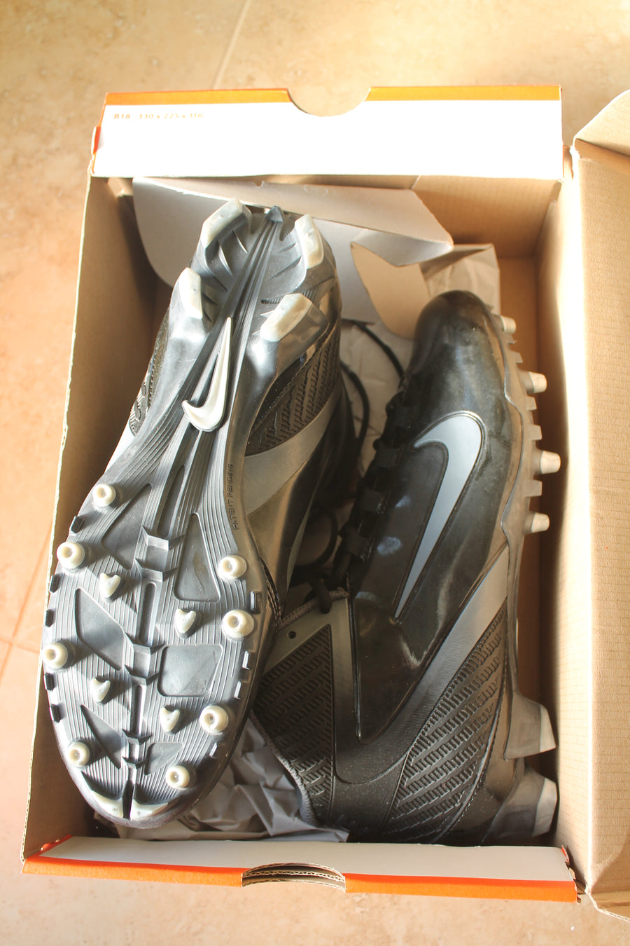 NIKE ALPHA SPEED TD FOOTBALL CLEATS - SIZE 9.5 (Sale)
