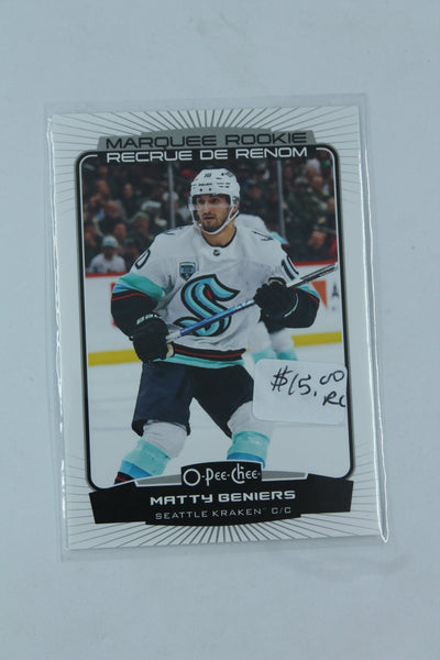 Matty Beniers 2022-23 O-Pee-Chee Marquee Rookie - Rookie Card