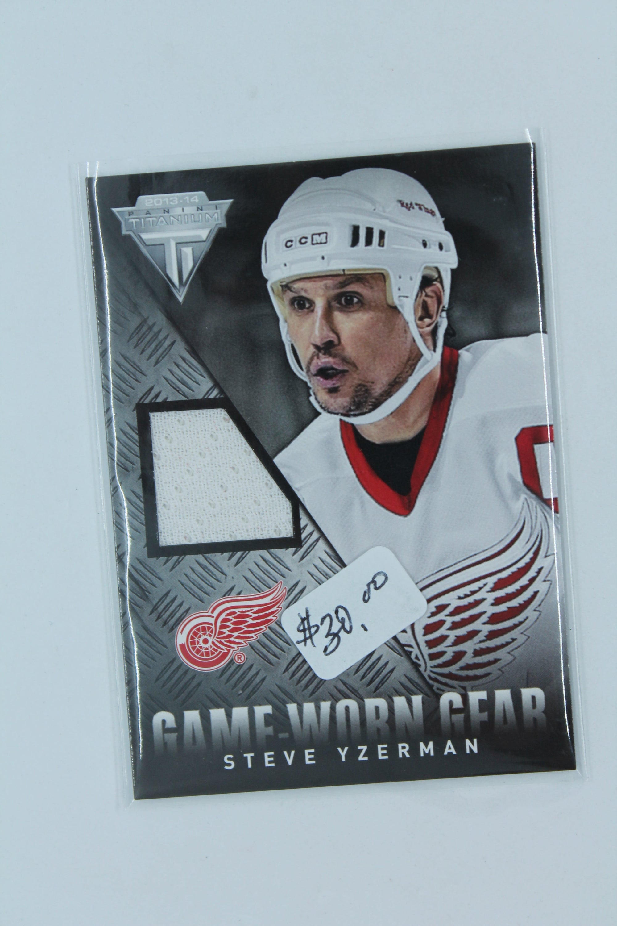 Steve Yzerman 2013-14 Panini Titanium - Game-Worn Gear #GG-SY SP (White) - HOF