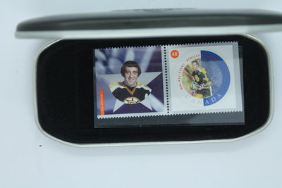 Boston Bruins Phil Esposito 2002 Stamp & Medallion Coin Set