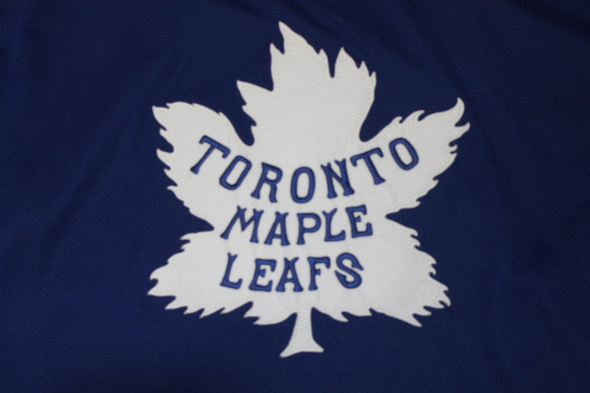 NHL Toronto Maple Leafs Men's Winter Classic Reebok Jersey - XLarge (SALE)