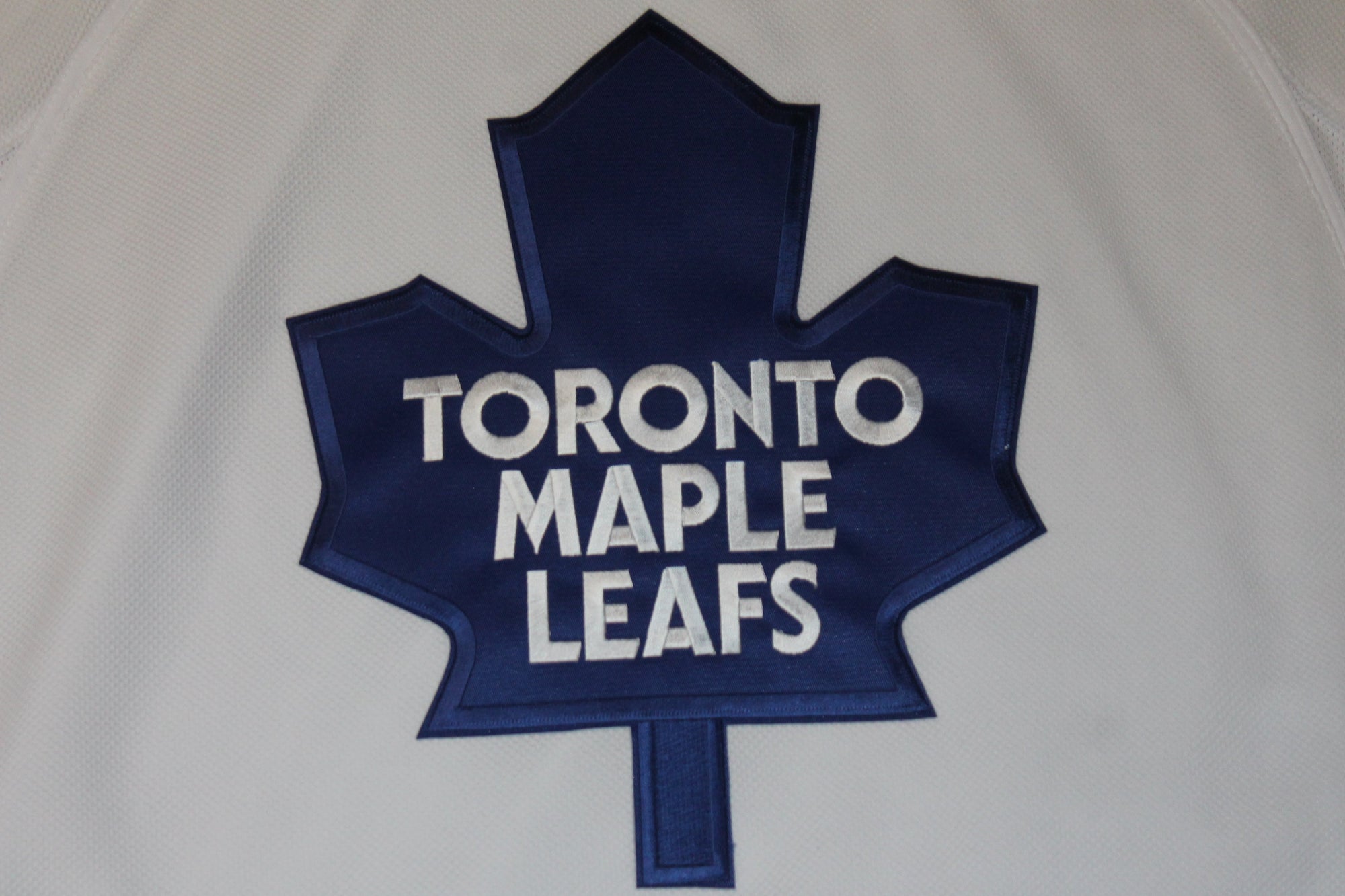 NHL Toronto Maple Leafs Men's Reebok "Old Leaf" Away Jersey (SALE)