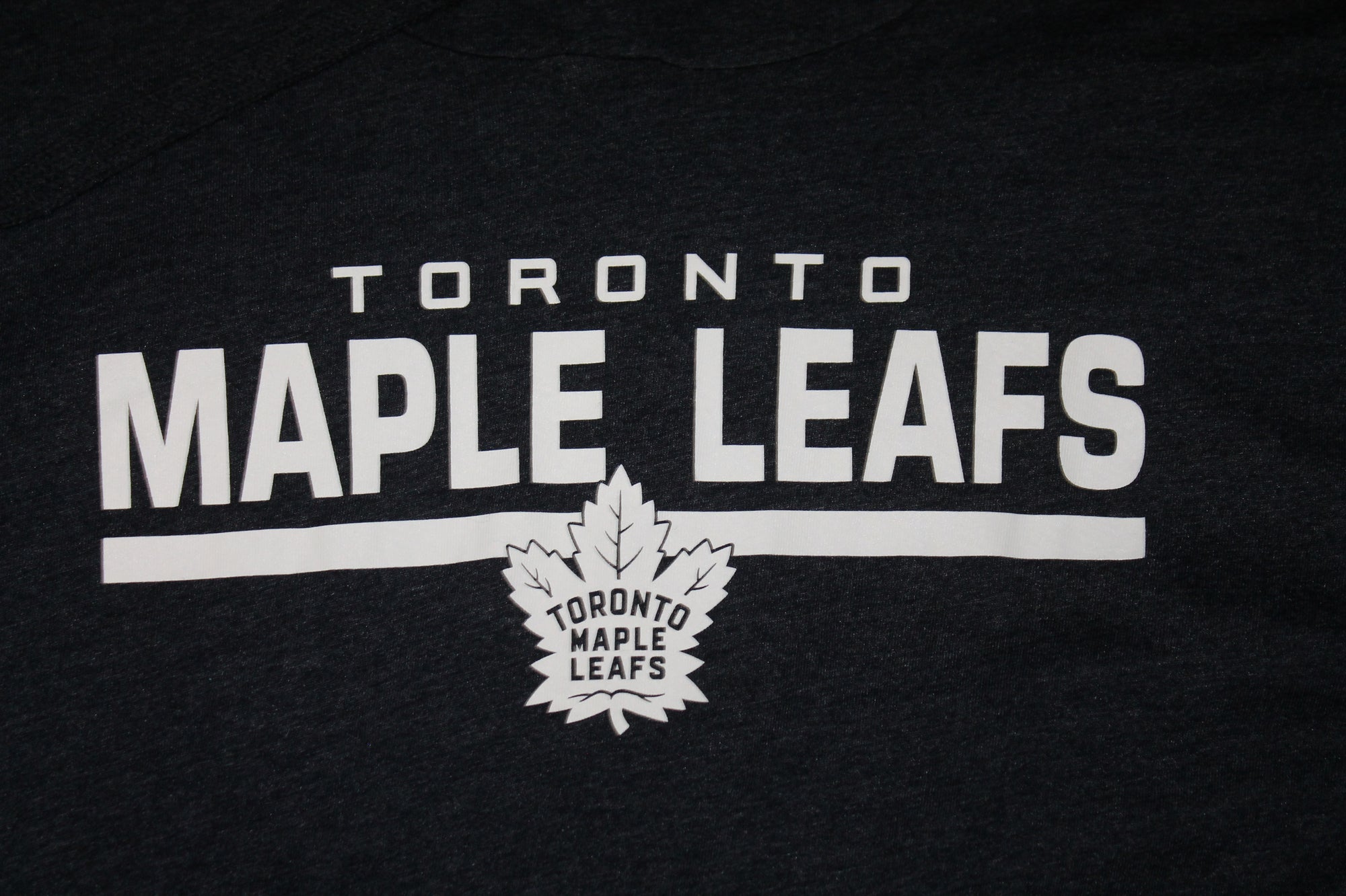 NHL Toronto Maple Leafs Men's '47 Brand Lightweight Hoodie