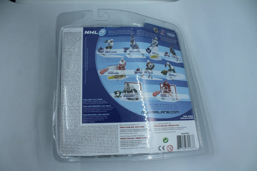 Todd Bertuzzi McFarlane Series 7 Variant - Vancouver Canucks (Clamshell damage)