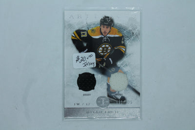 Milan Lucic 2012-13 Upper Deck Artifacts Jersey Card #091/125
