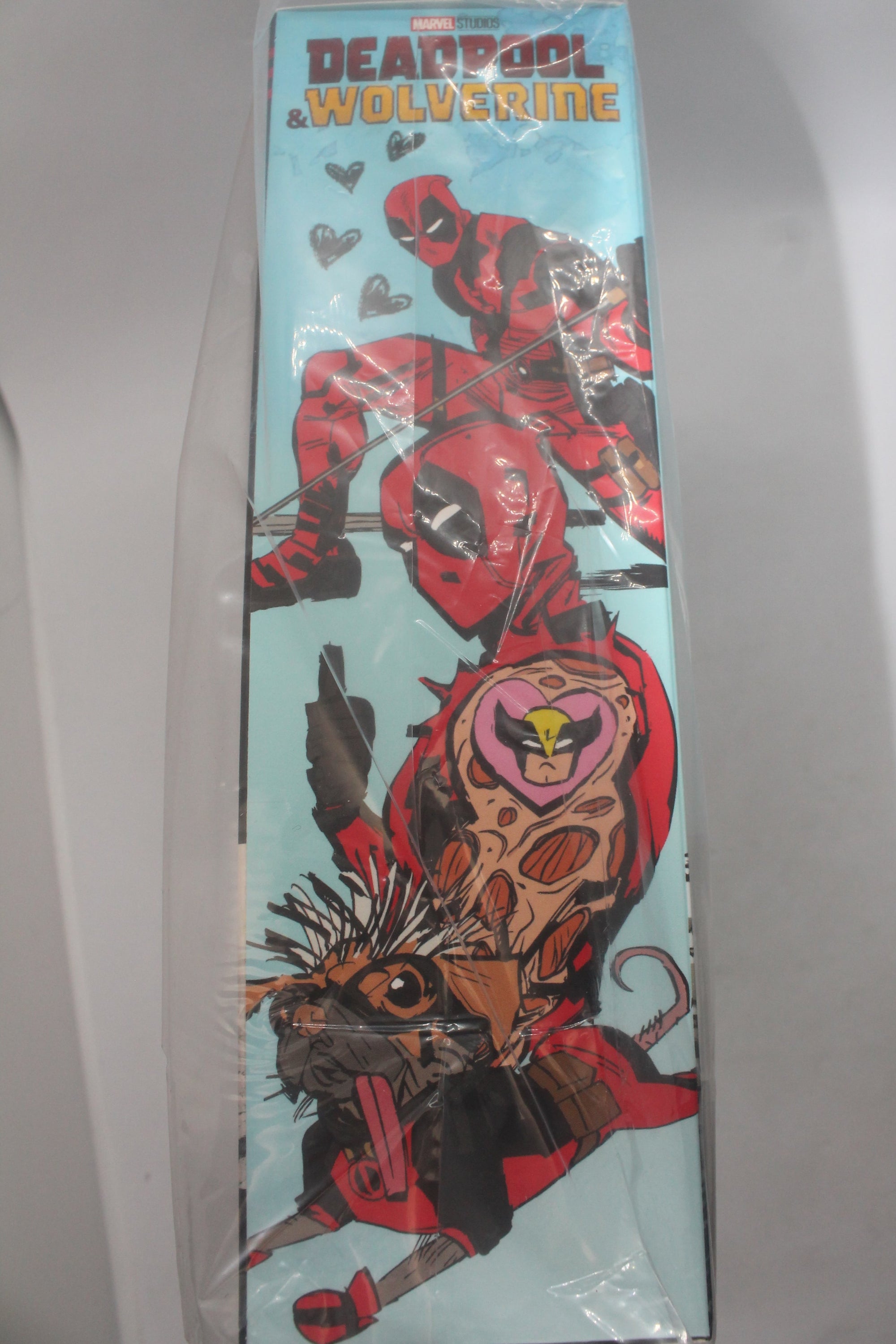 ONE:12 Deadpool Deluxe Edition Figure (Deadpool & Wolverine) - Mezco Toyz