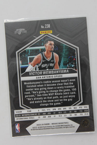 Victor Wembanyama 2023-24 Panini Mosaic Rookie Card