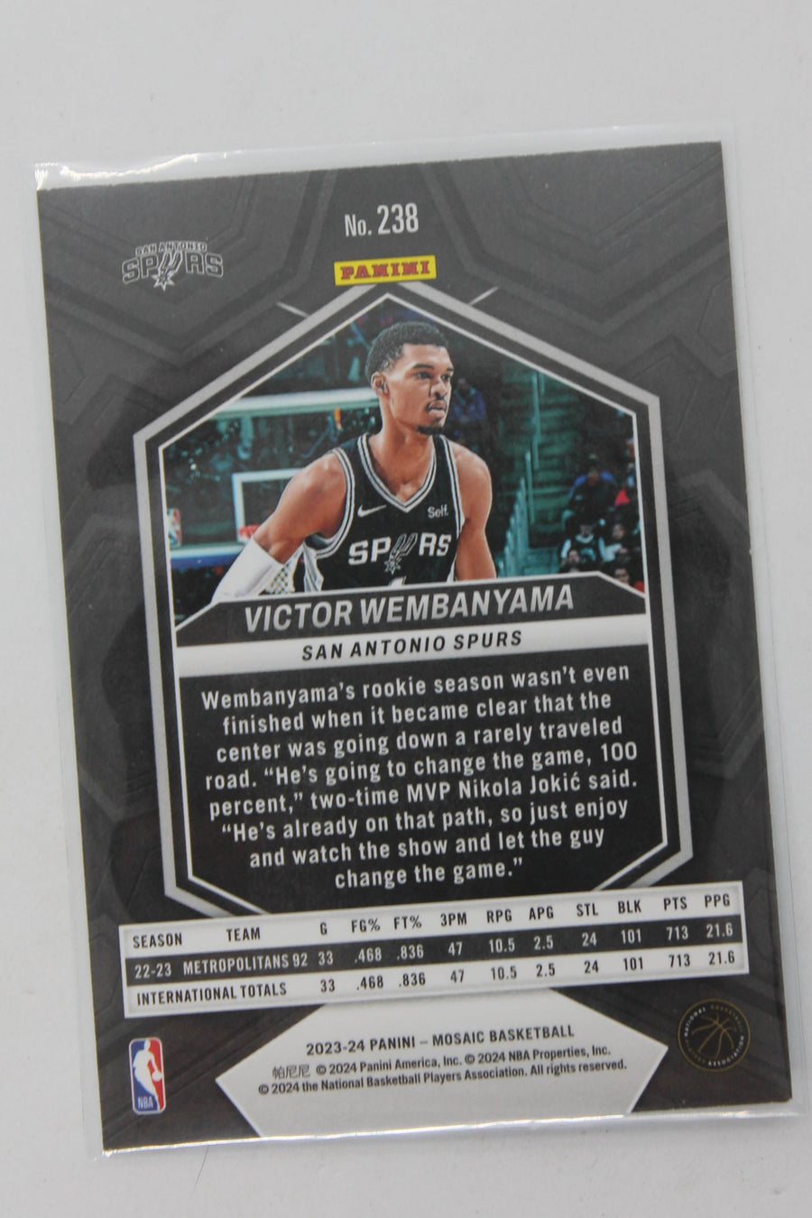 Victor Wembanyama 2023-24 Panini Mosaic Rookie Card