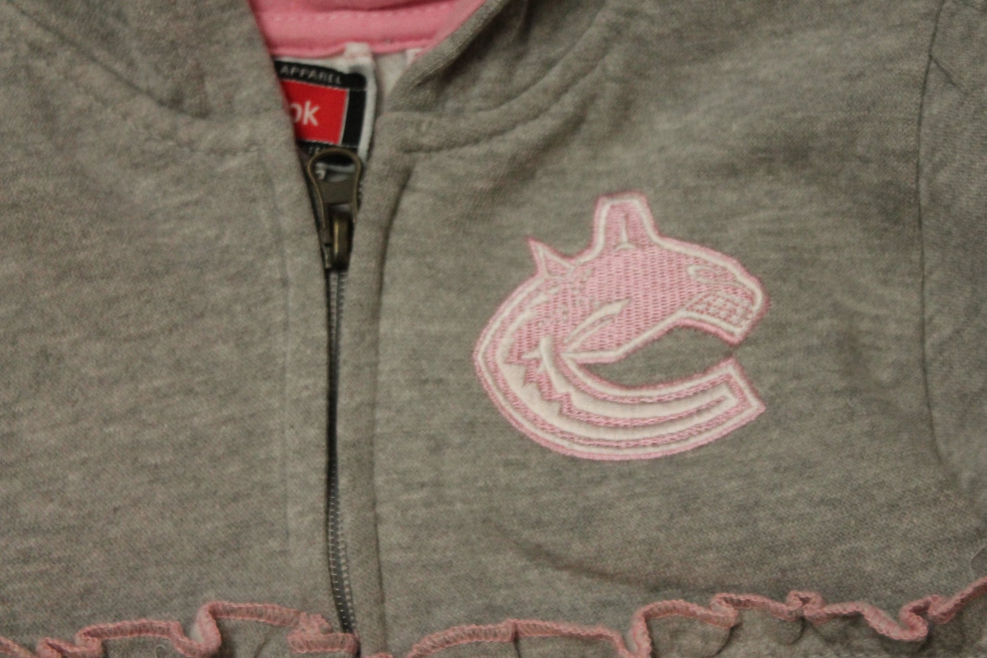NHL Vancouver Canucks Reebok Infant 2pc Girl's Zip-Up Set