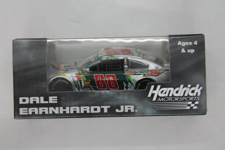 Dale Earnhardt Jr. #88 Diet Mountain Dew (2015) 1/64 Diecast