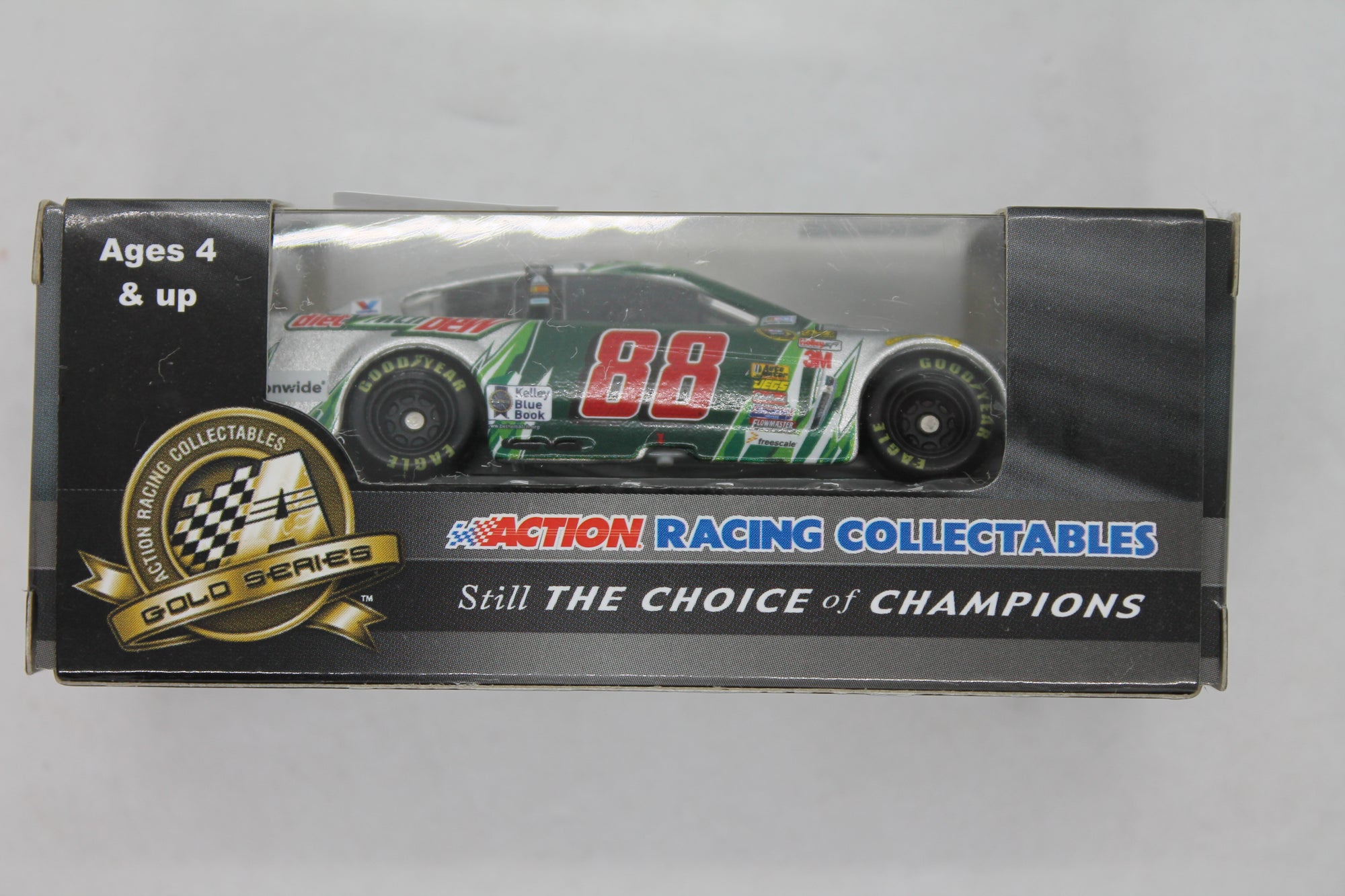 Dale Earnhardt Jr. #88 Diet Mountain Dew (2015) 1/64 Diecast