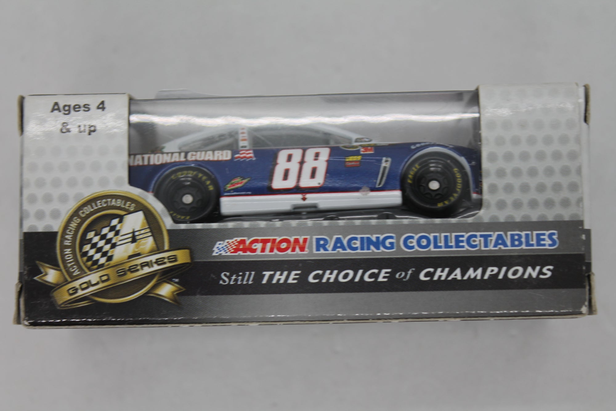 Dale Earnhardt Jr. #88 National Guard 2013 SS 1/64 Diecast