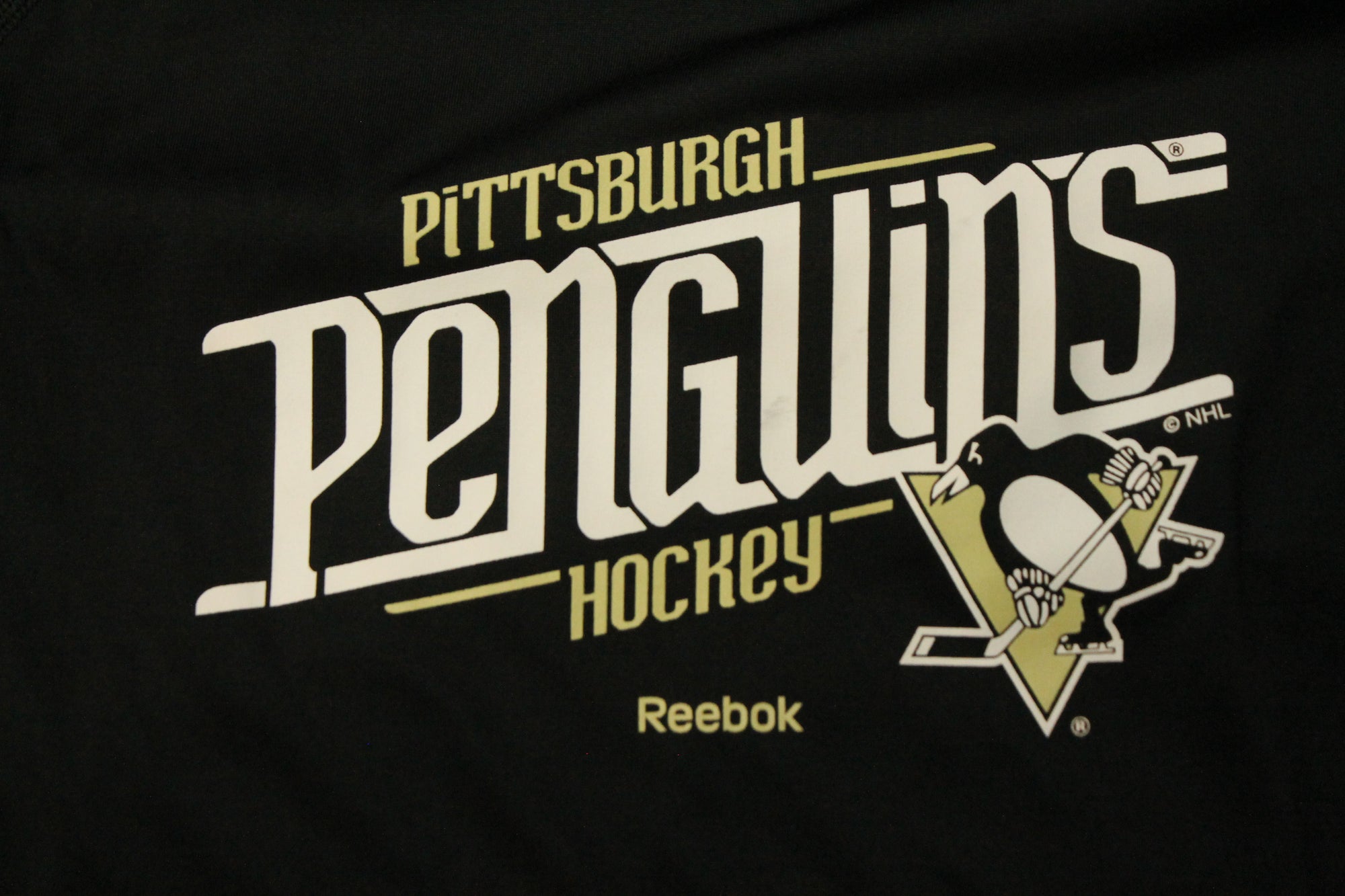 NHL Pittsburgh Penguins Reebok Youth Long Sleeve Tee - Youth XLarge