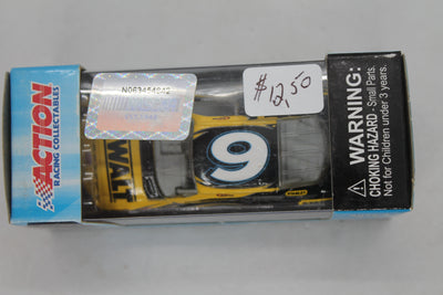 Marcos Ambrose #9 2012 Fusion Stanley 1:64 diecast - Richard Petty Motorsports
