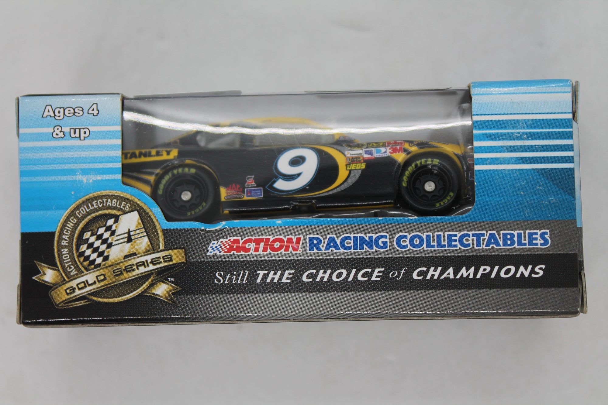 Marcos Ambrose #9 2012 Fusion Stanley 1:64 diecast - Richard Petty Motorsports