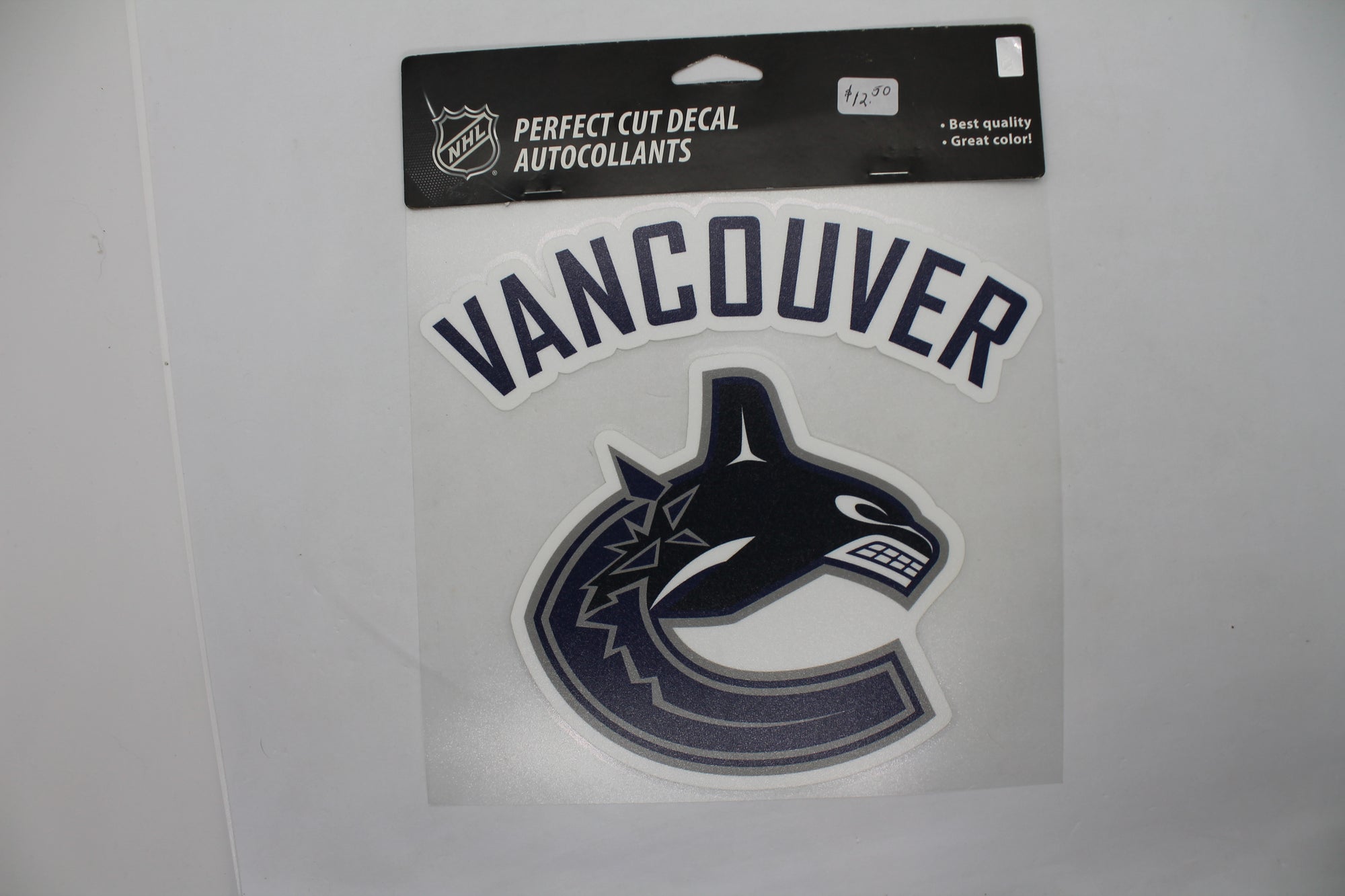 NHL Vancouver Canucks Perfect Cut Car Decal (8x8)