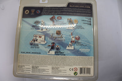 McFarlane NHL Legends Series 2 Wayne Gretzky Kings 6" Action Figure 2005 - Yellowed Clamshell
