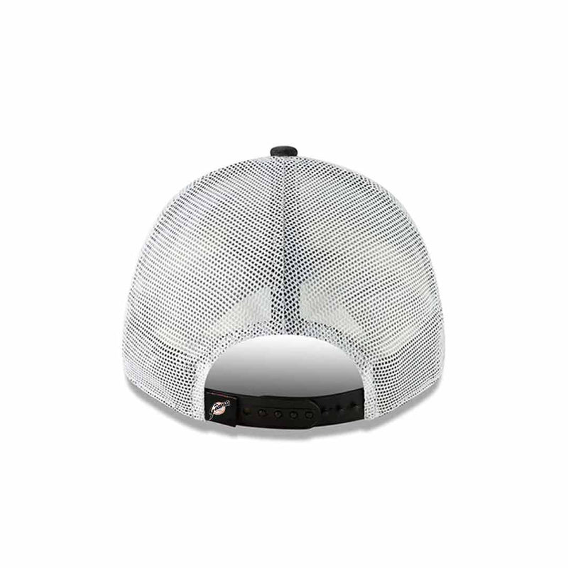 MLB San Fransico Giants New Era Snapback Cooperstown 9FORTY Trucker Hat