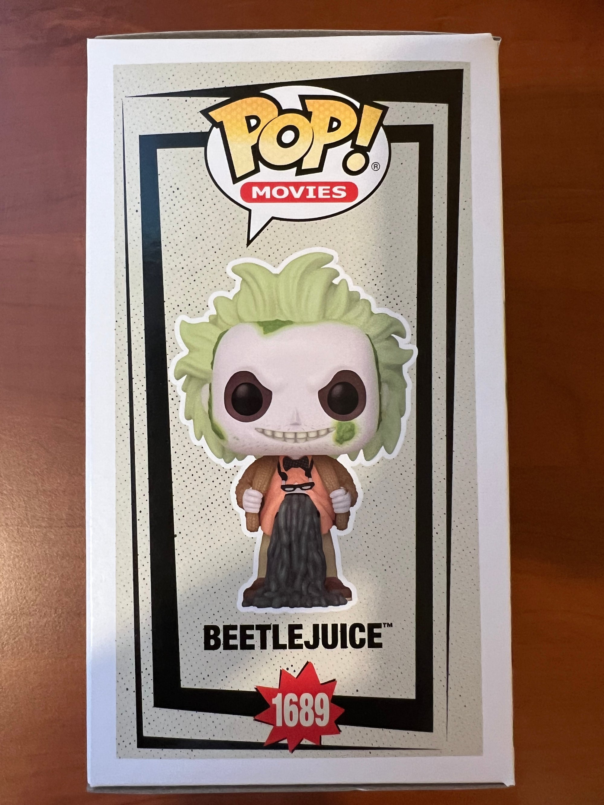 Funko POP Beetlejuice with Cardigan #1689 CHASE Beetlejuice Beetlejuice (see box damage)