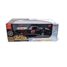 NHL Calgary Flames 1:18 Scale '67 Chevrolet Camaro Z/28 Coupe