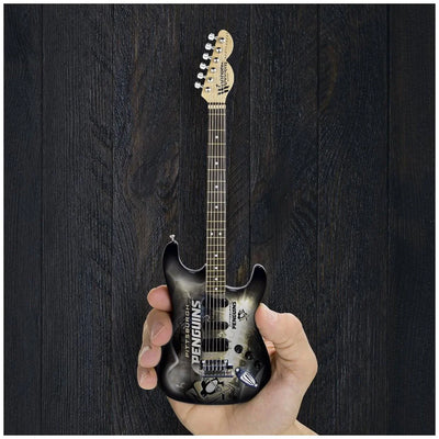 Woodrow Pittsburgh Penguins 10“ Collectible Mini Guitar - Series 1