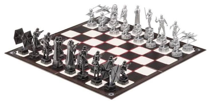 Star Wars Original Trilogy Collector's Chess Set