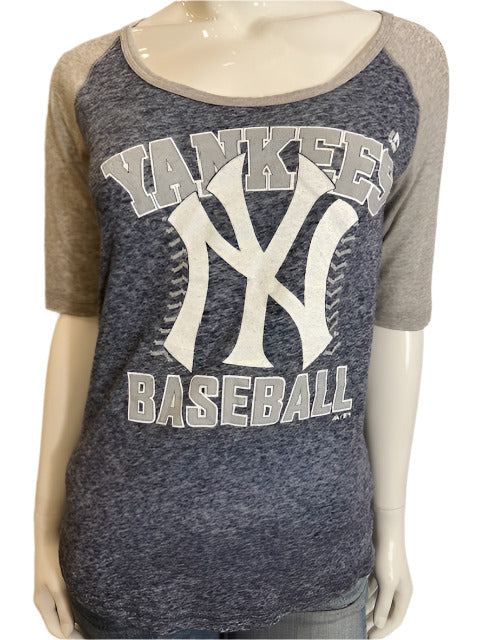 MLB New York Yankees Women's Majestic 3/4 Sleeve Tee (online only)