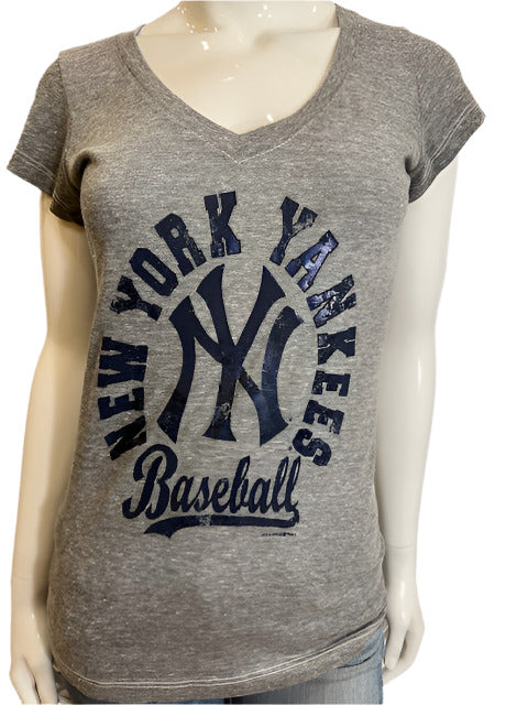 MLB New York Yankees Women's Heathered Grey Tee (online only)