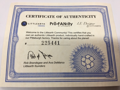 NHL Detroit Red Wings RARE Little Earth Fender Flare Swarovski Crystals Purse