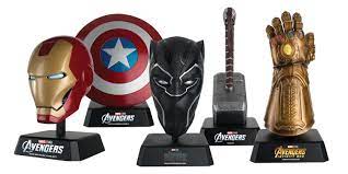 Thanos' Infinity Gauntlet- Hero Collector Marvel Museum Collection