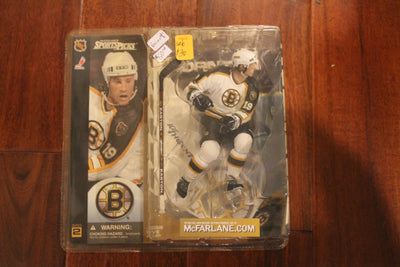 Joe Thornton Mcfarlane - NHL SportsPicks Series 2