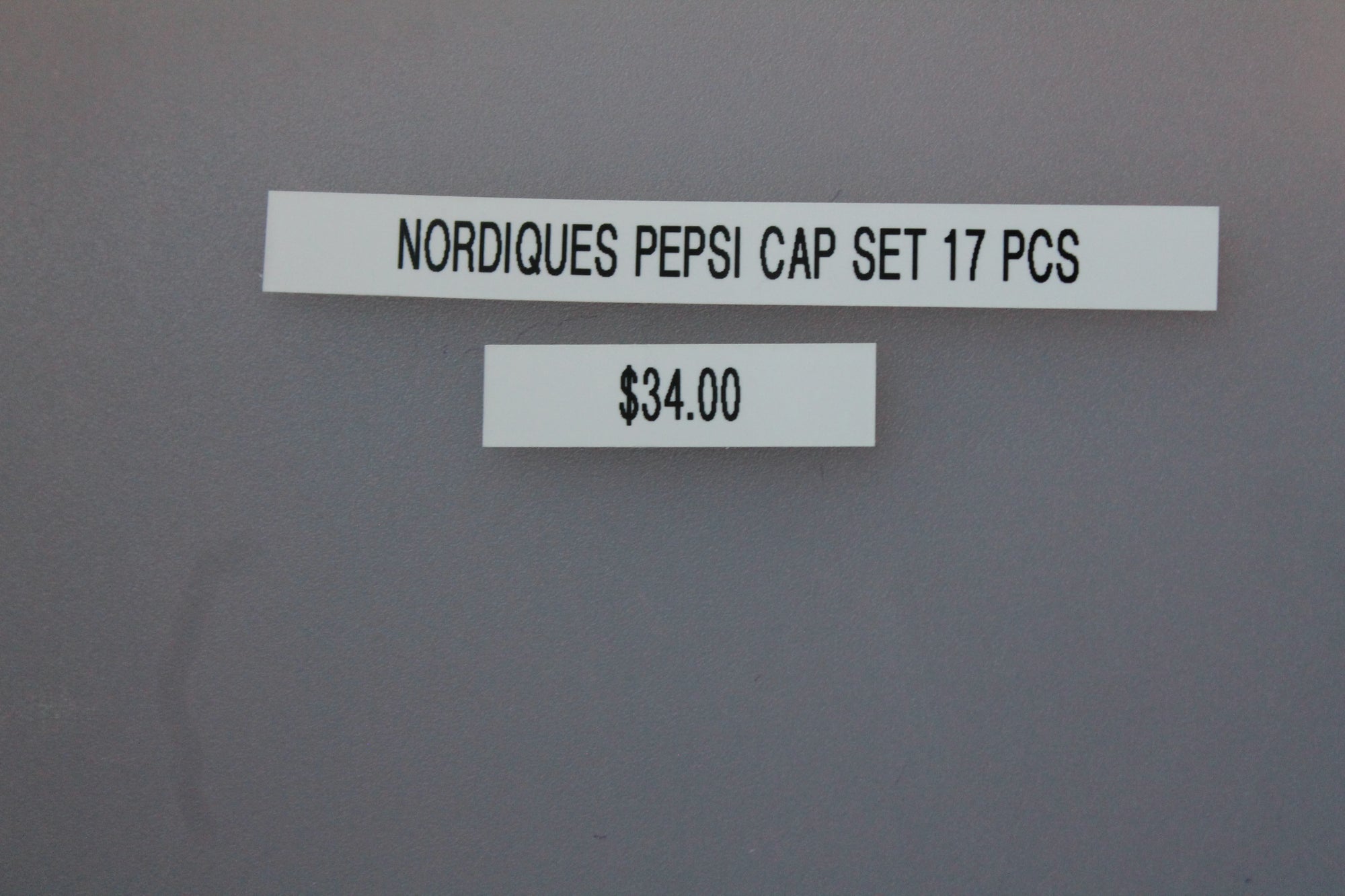 1980-81 Quebec Nordiques Pepsi Caps - 17 Caps